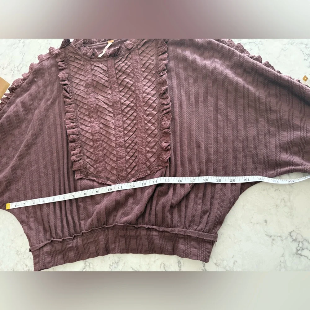 Free People More Romance Eyelet Lace Ruffle Mocha Shirt-‎ Small